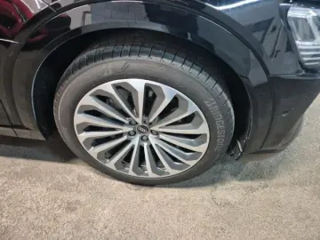 AUDI e-tron 55 quattro S line AHK MATRIX ACC STANDKLI