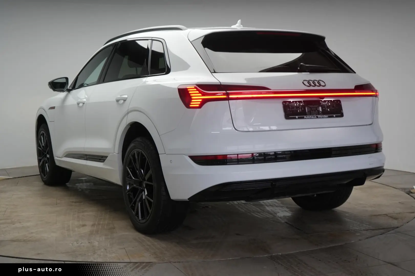 AUDI e-tron 55 quattro S line Temp Kamera Virtual Pan