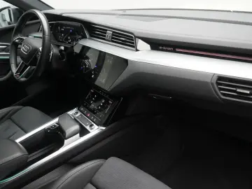 AUDI e-tron 55 quattro S line Temp Kamera Virtual Pan