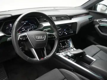 AUDI e-tron 55 quattro S line Temp Kamera Virtual Pan