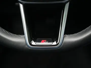 AUDI e-tron 55 quattro S line Temp Kamera Virtual Pan