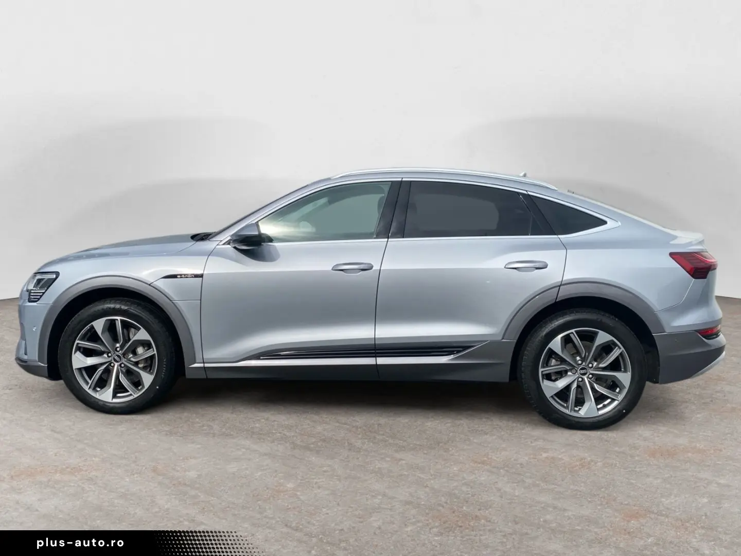 AUDI e-tron Sportback 55 300kW 95kWh  Matrix-LED Head