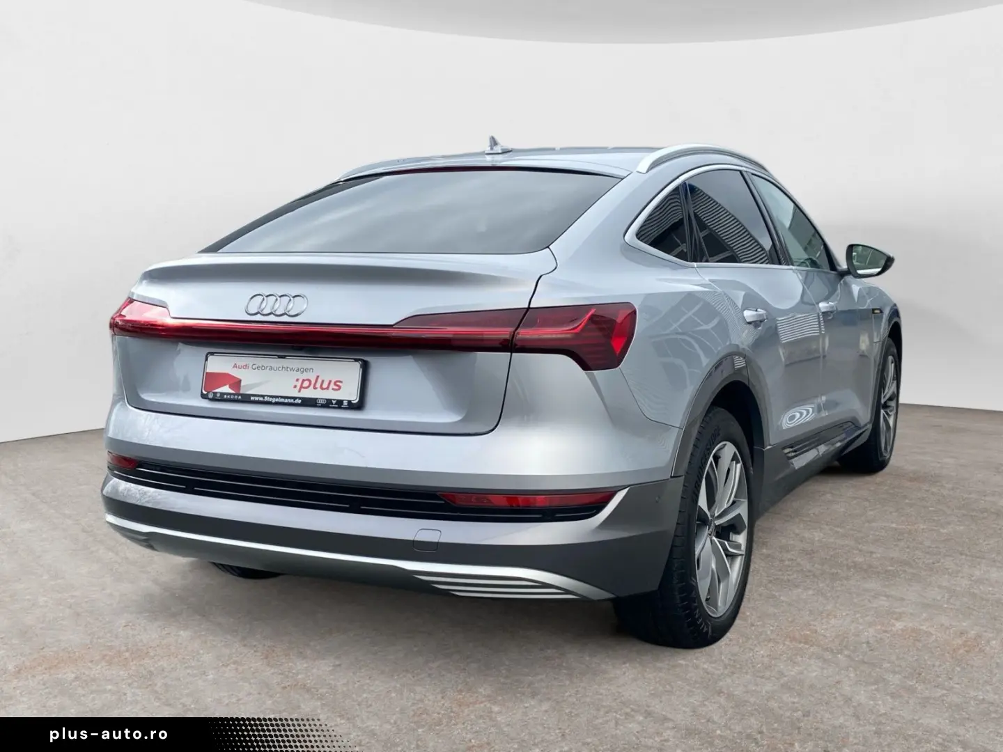 AUDI e-tron Sportback 55 300kW 95kWh  Matrix-LED Head