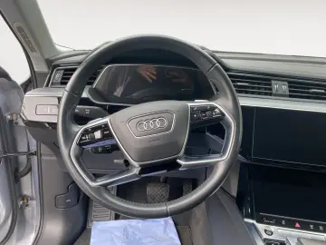 AUDI e-tron Sportback 55 300kW 95kWh  Matrix-LED Head