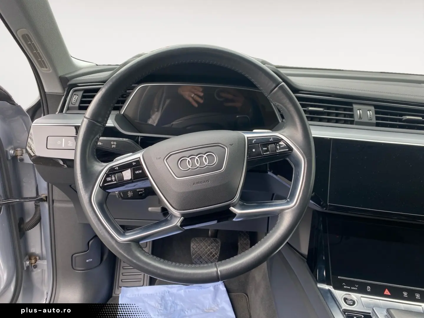 AUDI e-tron Sportback 55 300kW 95kWh  Matrix-LED Head