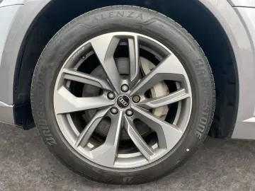 AUDI e-tron Sportback 55 300kW 95kWh  Matrix-LED Head