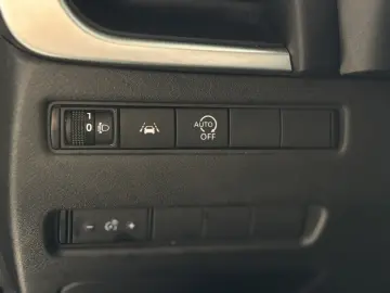 Nissan Qashqai 1.3 DIG-T MHEV Xtronic Acenta