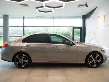Mercedes-Benz C 300 Avantgarde Mild Hybrid