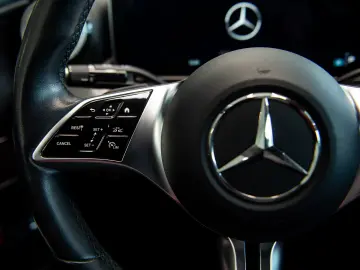 Mercedes-Benz C 300 Avantgarde Mild Hybrid