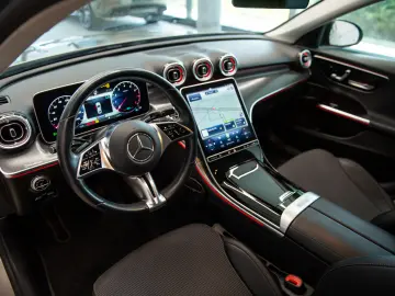 Mercedes-Benz C 300 Avantgarde Mild Hybrid