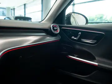 Mercedes-Benz C 300 Avantgarde Mild Hybrid