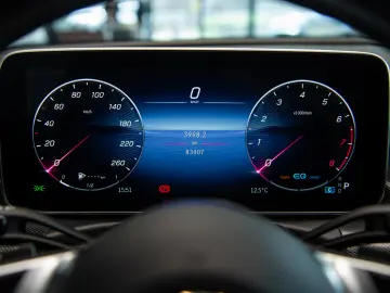 Mercedes-Benz C 300 Avantgarde Mild Hybrid