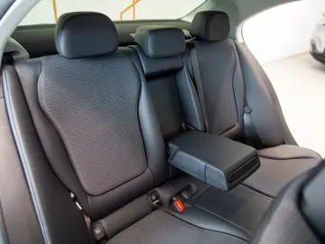 Mercedes-Benz C 300 Avantgarde Mild Hybrid