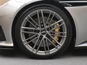 Aston Martin DB12 Volante Dark Chrome