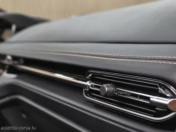 Aston Martin DB12 Volante Dark Chrome