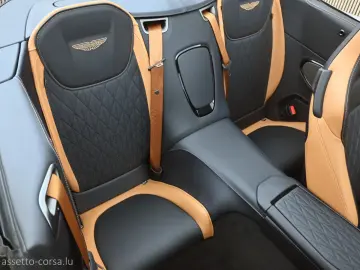 Aston Martin DB12 Volante Dark Chrome