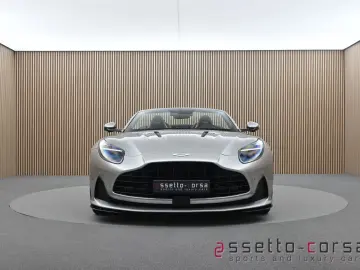 Aston Martin DB12 Volante Dark Chrome