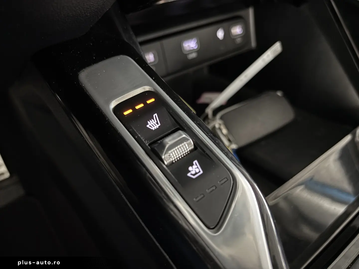 Kia Sorento 1.6 T-GDI HEV 6AT 4x4 7P Design