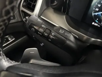 Kia Sorento 1.6 T-GDI HEV 6AT 4x4 7P Design