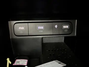 Kia Sorento 1.6 T-GDI HEV 6AT 4x4 7P Design