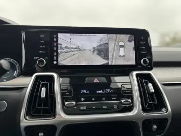 Kia Sorento 1.6 T-GDI HEV 6AT 4x4 7P Design