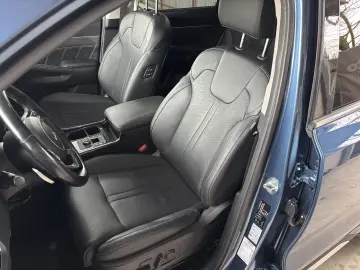 Kia Sorento 1.6 T-GDI HEV 6AT 4x4 7P Design