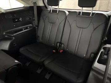 Kia Sorento 1.6 T-GDI HEV 6AT 4x4 7P Design