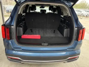 Kia Sorento 1.6 T-GDI HEV 6AT 4x4 7P Design