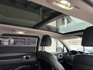 Kia Sorento 1.6 T-GDI HEV 6AT 4x4 7P Design
