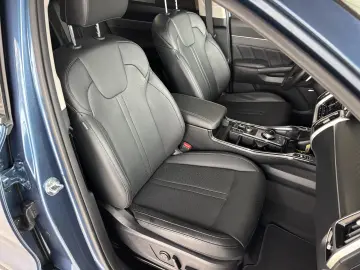 Kia Sorento 1.6 T-GDI HEV 6AT 4x4 7P Design