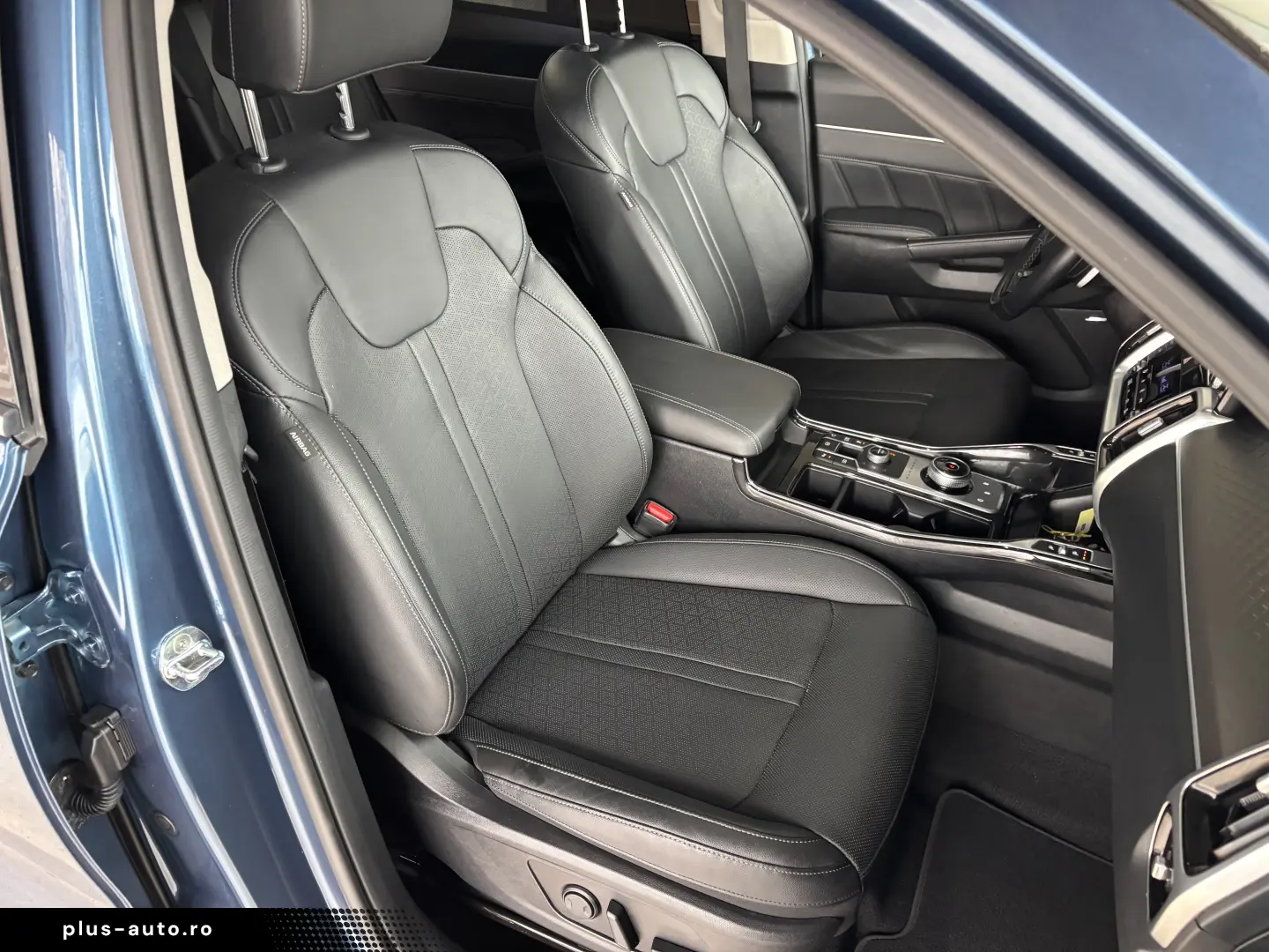 Kia Sorento 1.6 T-GDI HEV 6AT 4x4 7P Design