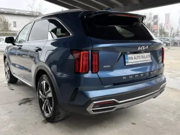 Kia Sorento 1.6 T-GDI HEV 6AT 4x4 7P Design