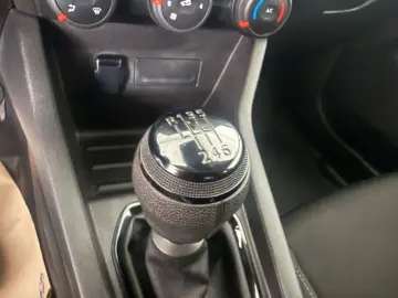 RENAULT CLIO 1.0 TCe 90CP Zen