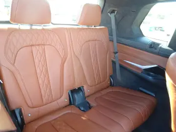 BMW X7 340PS Autm. xDrive40d 6-Si AHK B&O Pano