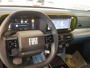 Fiat Grande Panda BEV 44kw RED