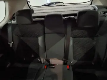 PEUGEOT 3008 Business-Line BlueHDi 120 EAT6 St.&Start