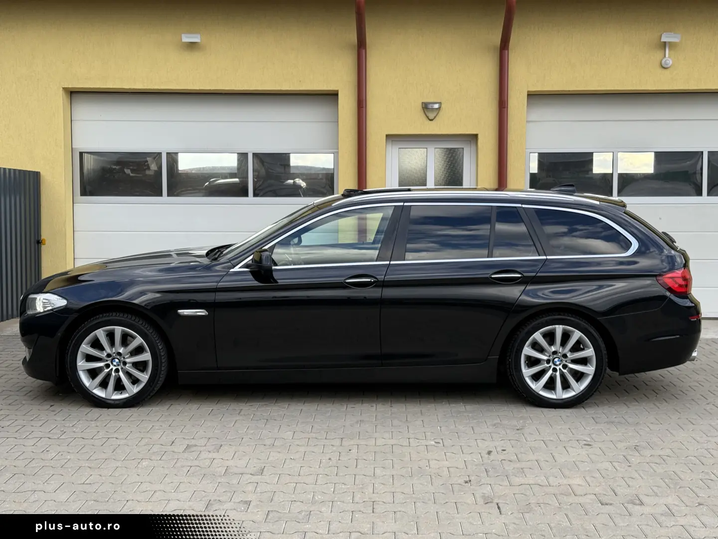 2.0d   xDrive   Automat   525d   Garantie   Finantare