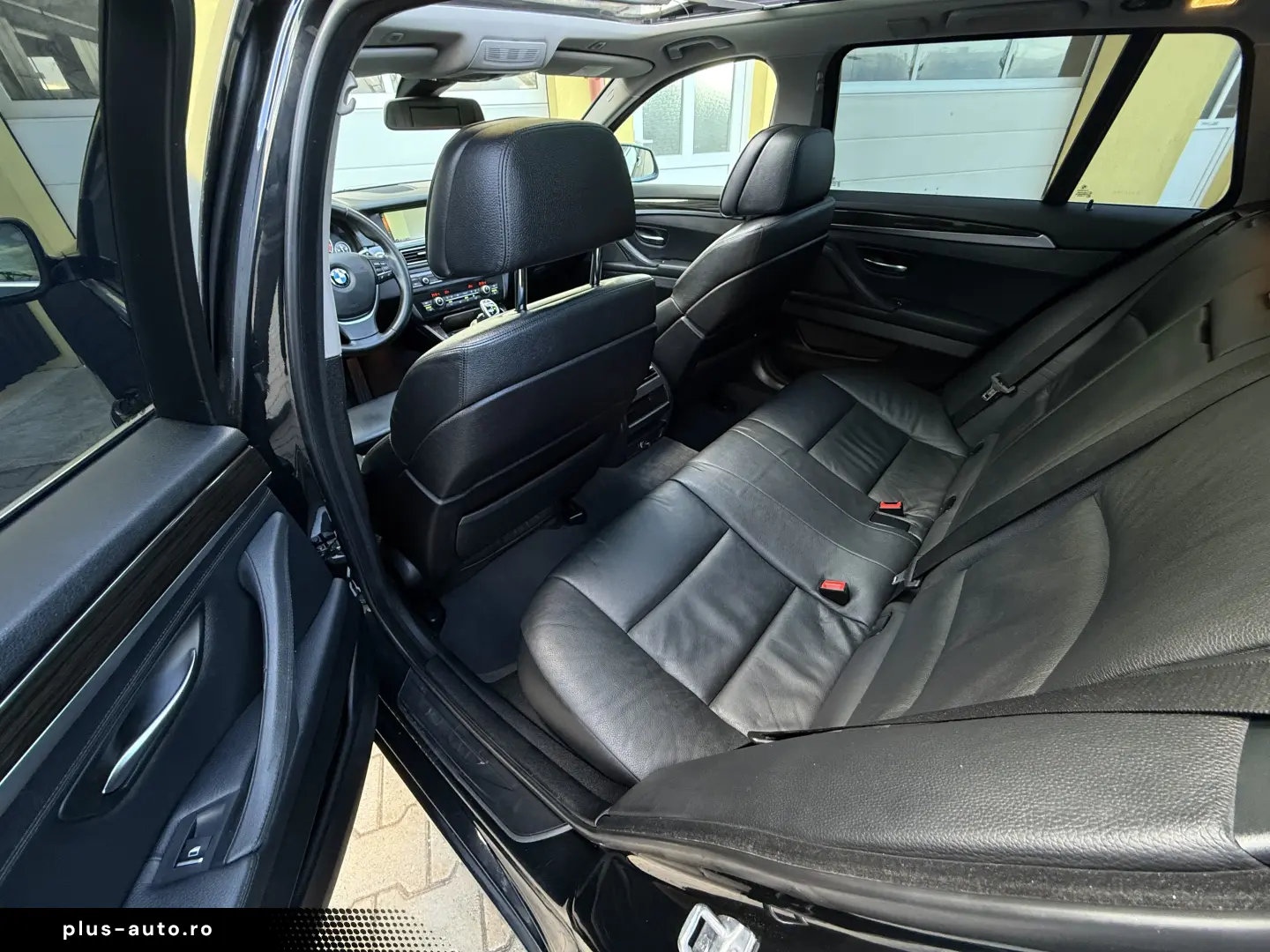 2.0d   xDrive   Automat   525d   Garantie   Finantare