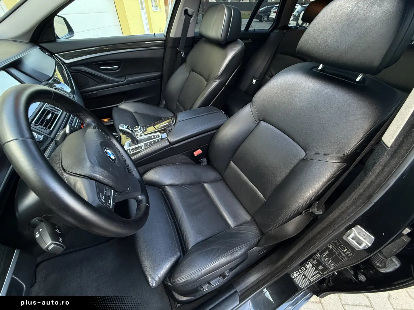 2.0d   xDrive   Automat   525d   Garantie   Finantare