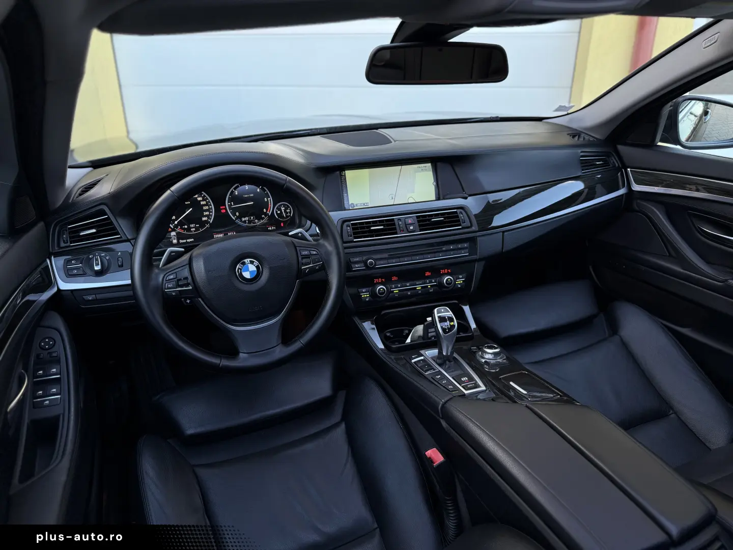 2.0d   xDrive   Automat   525d   Garantie   Finantare