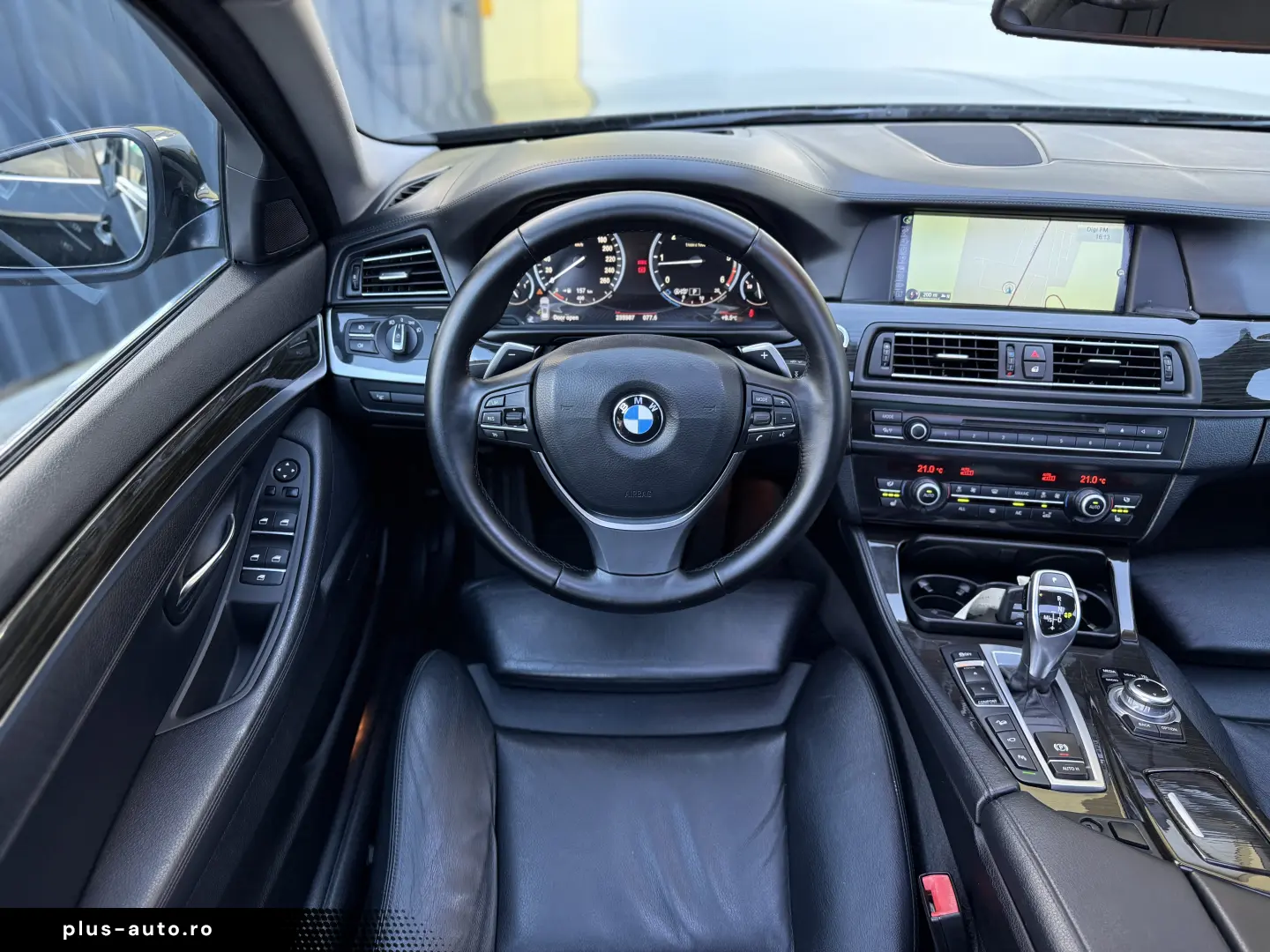 2.0d   xDrive   Automat   525d   Garantie   Finantare