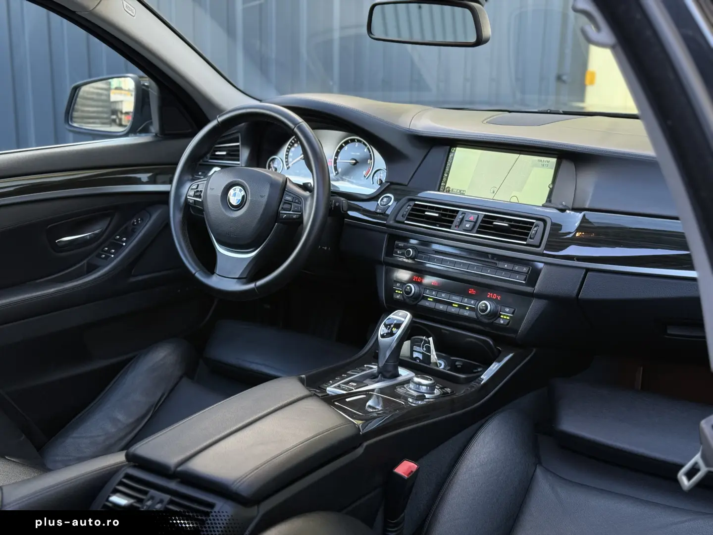 2.0d   xDrive   Automat   525d   Garantie   Finantare