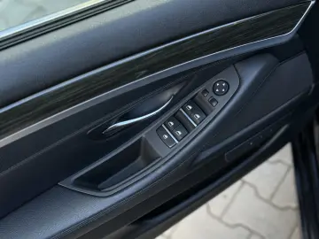 2.0d   xDrive   Automat   525d   Garantie   Finantare