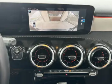 Mercedes-Benz A 180 d 7G-DCT