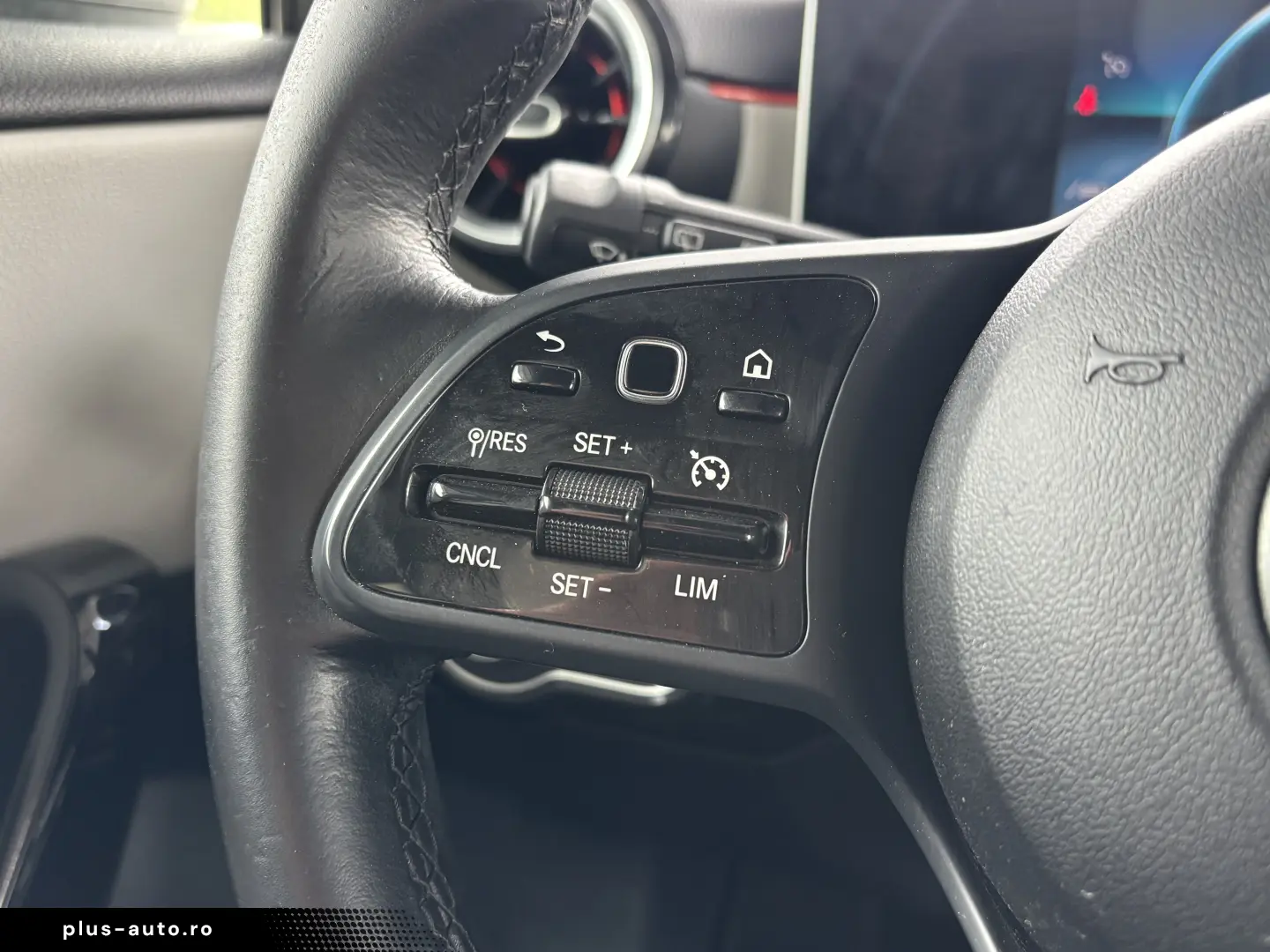 Mercedes-Benz A 180 d 7G-DCT