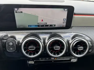 Mercedes-Benz A 180 d 7G-DCT