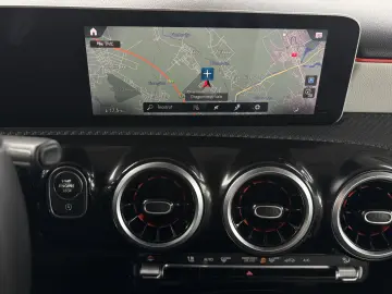 Mercedes-Benz A 180 d 7G-DCT