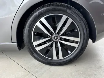 Mercedes-Benz A 180 d 7G-DCT