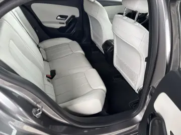 Mercedes-Benz A 180 d 7G-DCT