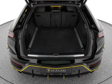 LAMBORGHINI Urus SE